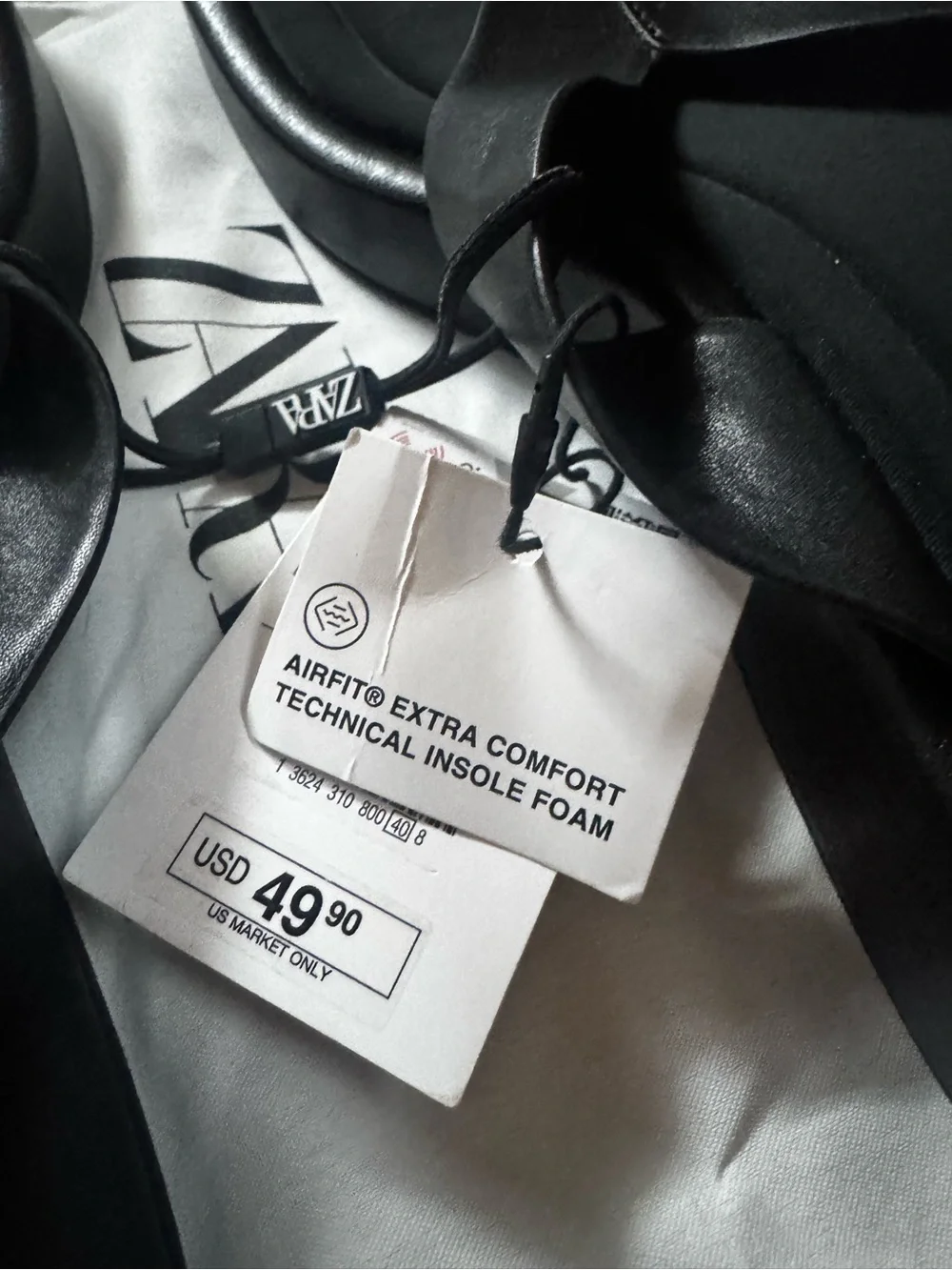 Zara Black Crisscross Thong Sandals - Picture 5 of 5